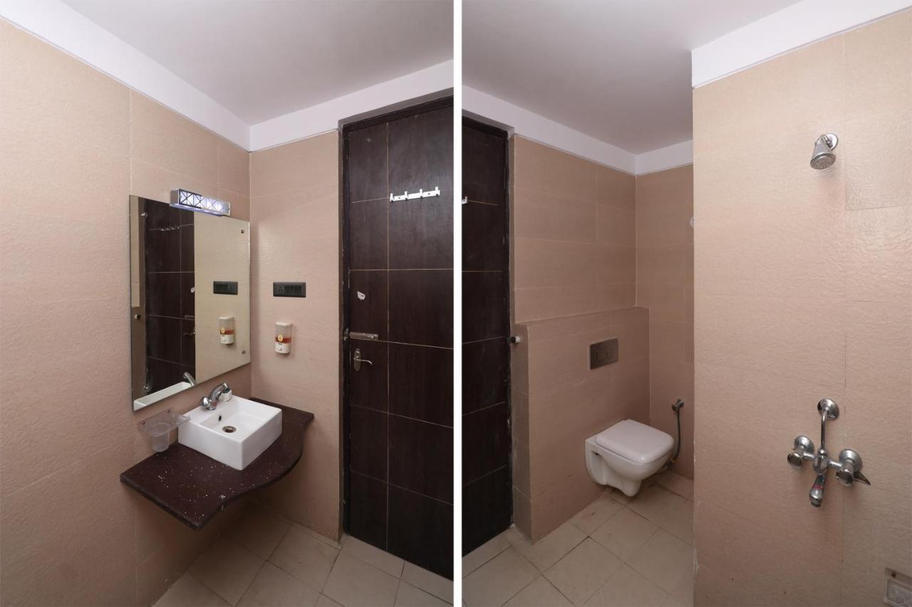 Oyo 33387 Laxmi Lawn And Resort Suite ลัคเนา ภายนอก รูปภาพ